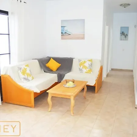 Vakantiehuis Timanfaya Heatable Pool, Afternoon Sun And Spacious Terrace *